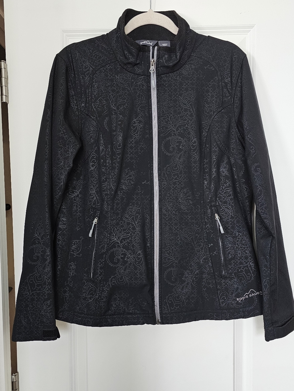 Eddie Bauer Soft Shell Jacket Women L Black Floral Print Outdoor Hiking LW